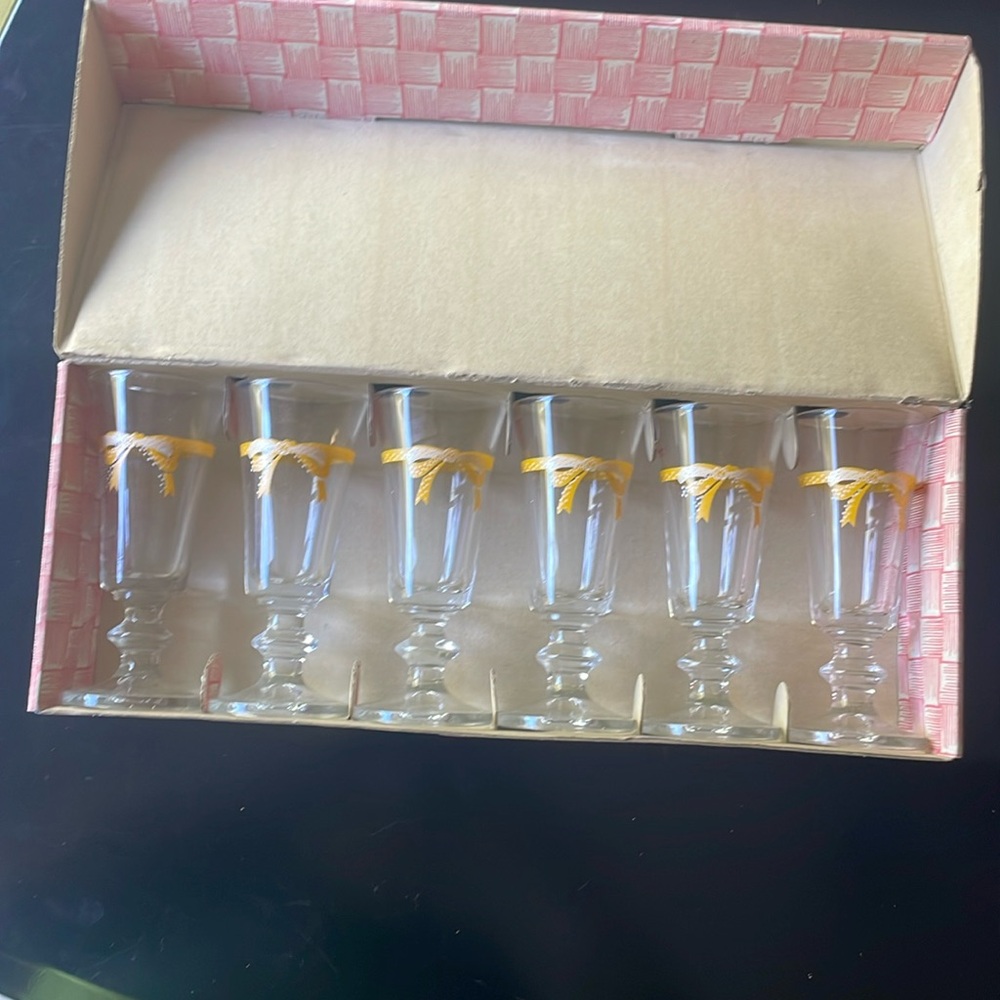 Stem Shot Glasses l Set of 6